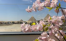 Rizk Pyramids View Hotel