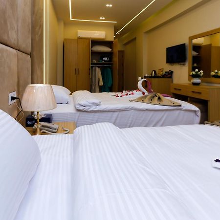 Rizk Pyramids View Hotel Kafrat al Jabal Exterior photo