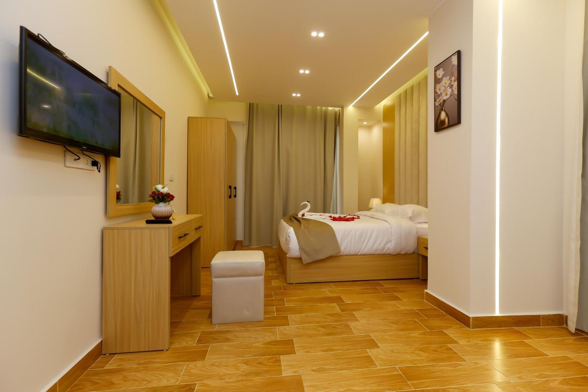 Rizk Pyramids View Hotel Kafrat al Jabal Exterior photo