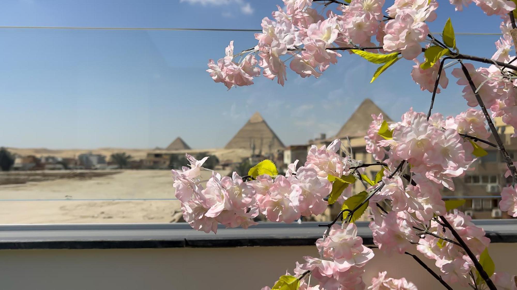 Rizk Pyramids View Hotel Kafrat al Jabal Exterior photo