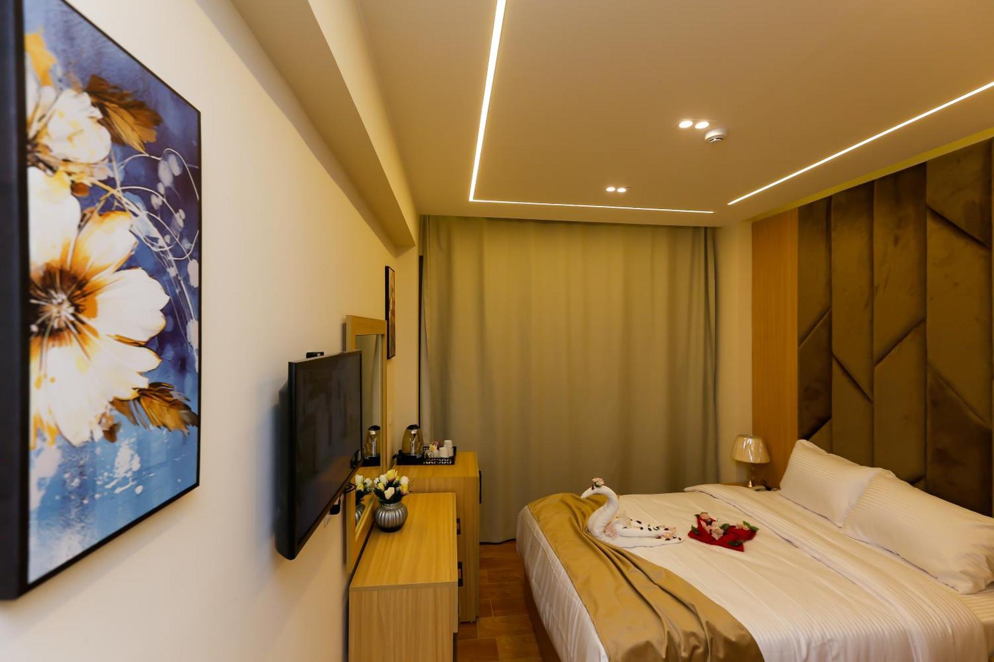Rizk Pyramids View Hotel Kafrat al Jabal Exterior photo